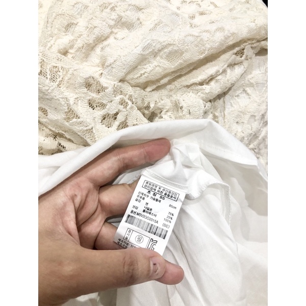 Đầm ren màu mỡ gà  2 kiểu trượt sang để xem mẫu