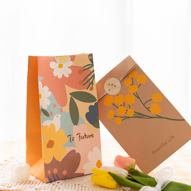 Túi quà hoa vintage kèm sticker dán miệng Mua Tất