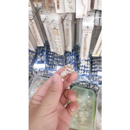 Nhẫn nữ xuping đính xoàn hột 5 ly mạ vàng 18k cao cấp - Đeo rất thoải mái dễ chịu dễ thương - Rất Bền Lokalo 13.10.22