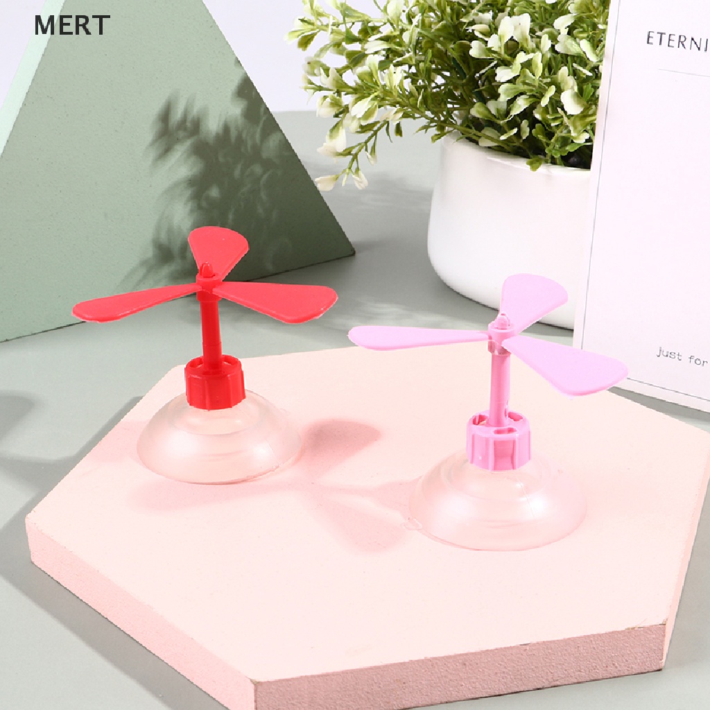 Cánh Quạt Hút Gắn Mũ Bảo Hiểm Trang Trí Vui Nhộn Cho Bé