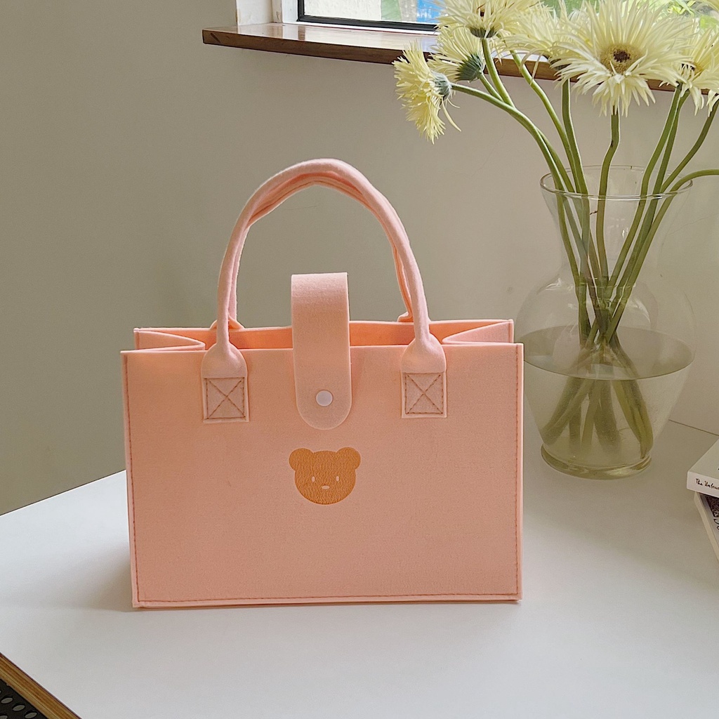 Túi Xách Tay Bằng Vải Nỉ Sức Chứa Lớn Hình Gấu Dễ Thương Cao Cấp Dễ Phối Đồ Phong Cách ins Cùng Một Cách Đơn Giản Dành Cho