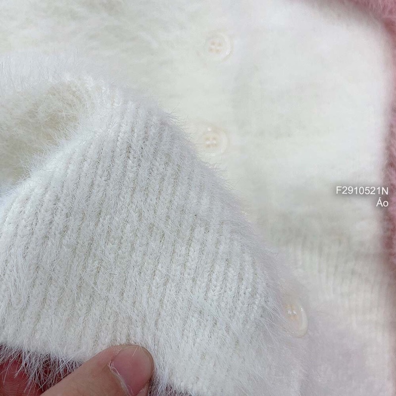 Áo len lông croptop cổ U Nút TT2910