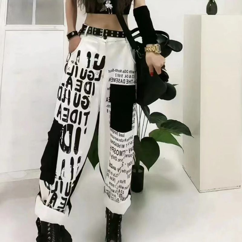 Quần Baggy Jeans In Chữ Phối Túi Độc Đáo Thời Trang Mùa Thu Cho Nữ