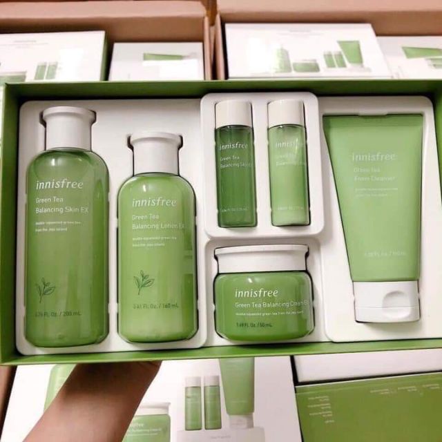 Bộ dưỡng da trà xanh Innisfree 6 món dưỡng trắng, mềm mịn - Hàn Quốc