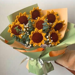 Bó hoa hướng dương bằng len 🌻
