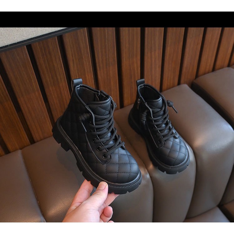 Giày cao cổ cho bé gái có khoá chất da cao cấp