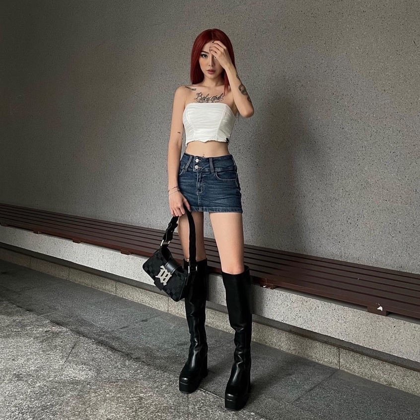 Chân váy jean nữ CHICMONKI lưng thấp, chất co giãn màu xanh đậm - CMJ1402 | BigBuy360 - bigbuy360.vn