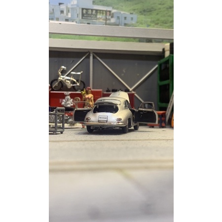 Mô hình 1/64 Porsche 356