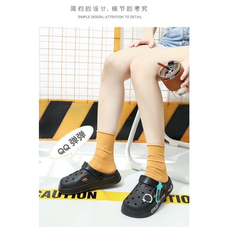 Giày Sandal Thiết Kế Đục Lỗ Thời Trang Mùa Hè Hàng Mới Dành Cho Nam Và Nữ