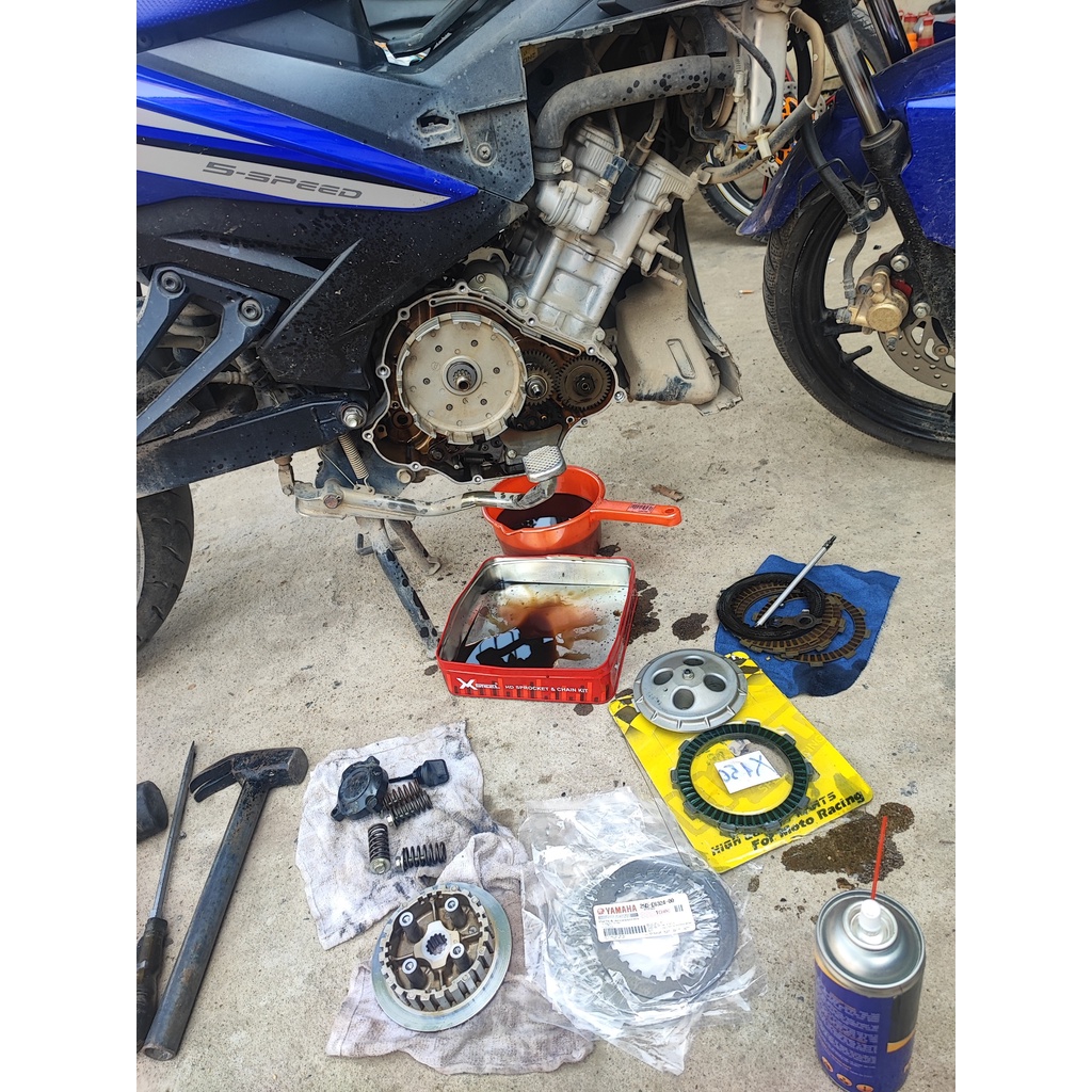 Nồi 5 lò xo UMA Racing cho Ex150-Ex155