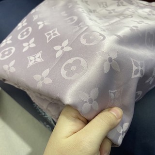Ga gối lụa vân chìm thương hiệu, set 3 món ga gối lụa