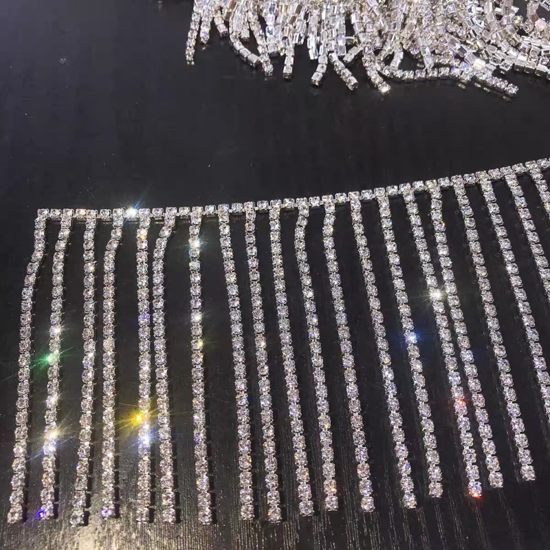 XOÀN DÂY ĐÁ TUA KẾT QUẦN ÁO PHỤ KIỆN