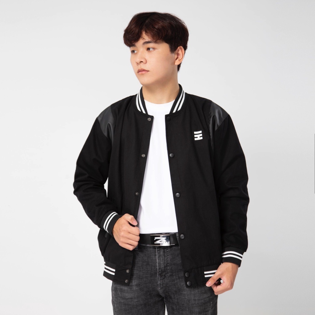 Áo khoác nam Varsity cao cấp vải kaki nút bấm có túi trong đựng đồ tay phối da HIDDLE (Trắng, Đen) | H05-AK2