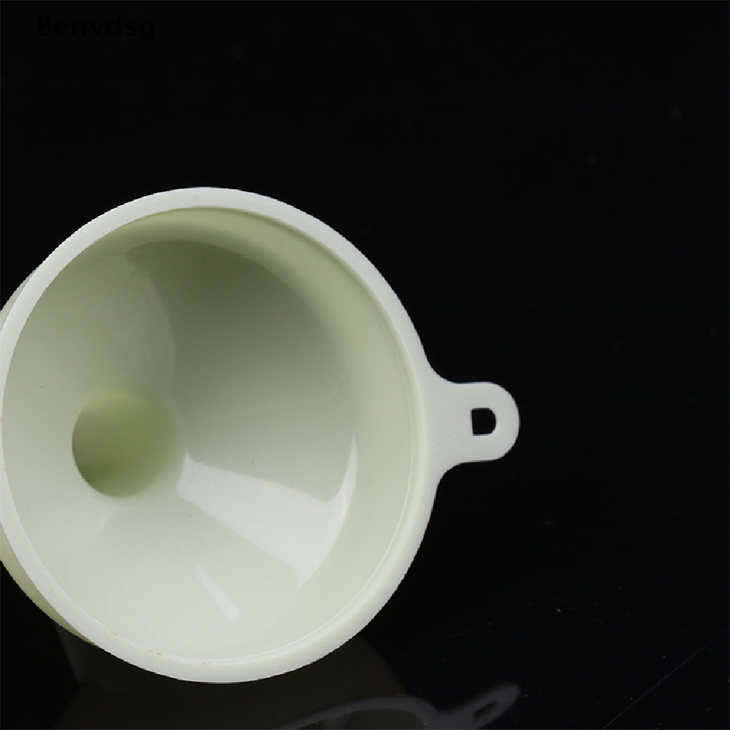 Set 10 Phễu Nhựa Mini Chuyên Dụng Cho Khuếch Tán Tinh Dầu