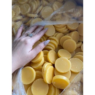 SÁP TRẦN VUỐT CHỈ THÊU