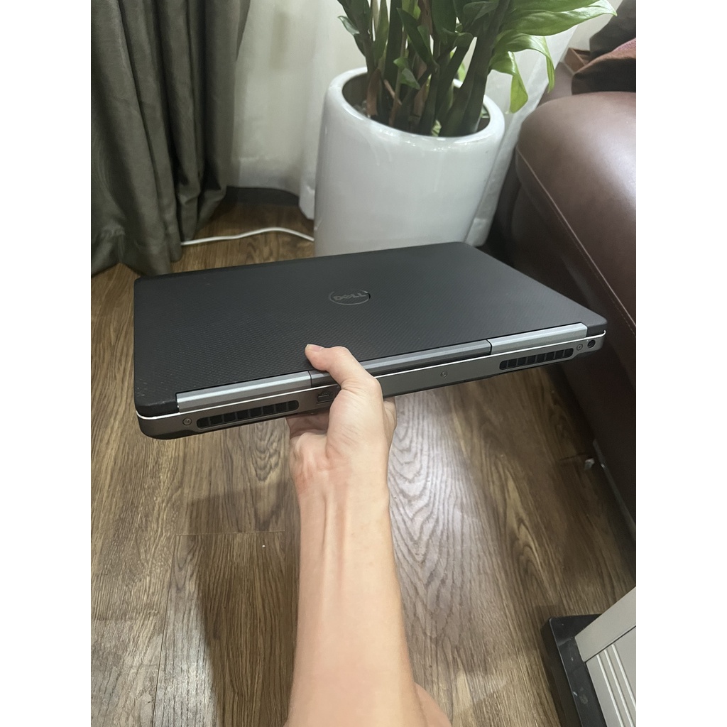 Laptop Dell Precision 7520 Intel Core i7 Ram 32G Vga M2200 Chuyên Đồ Họa Nặng