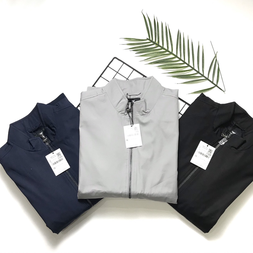 Áo khoác gió nam 2 lớp  Aristino  cổ trụ bo gấu cao cấp AJK017W1( 2 màu)