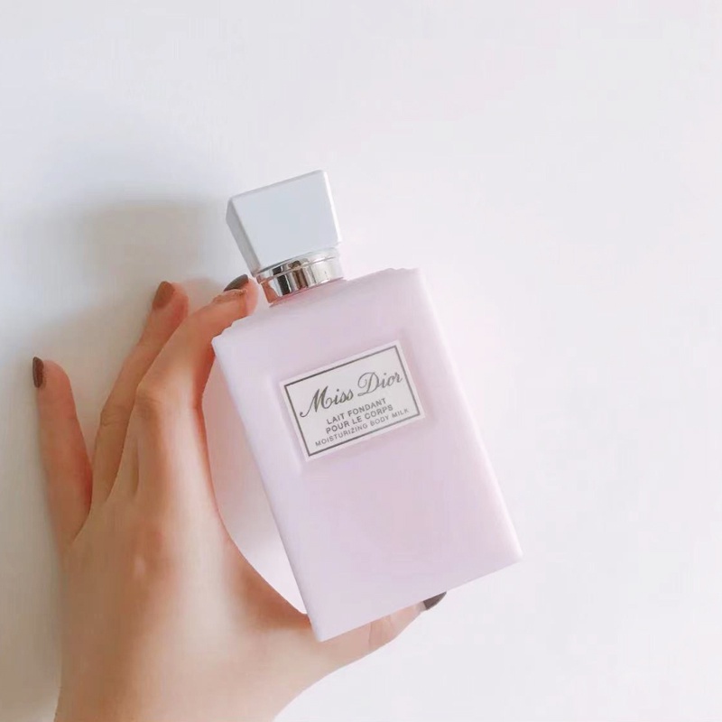 Lotion Dưỡng Thể Dưỡng Ẩm Da Dung Tích 200ml Thương Hiệu MISS Dior