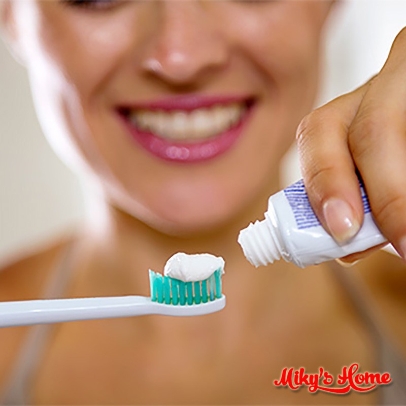 Kem Đánh Răng White & White _86403