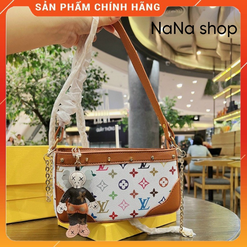 Túi Xánh Nữ Túi kẹp nách L.V kèm gấu thời trang mới, Mã T 29