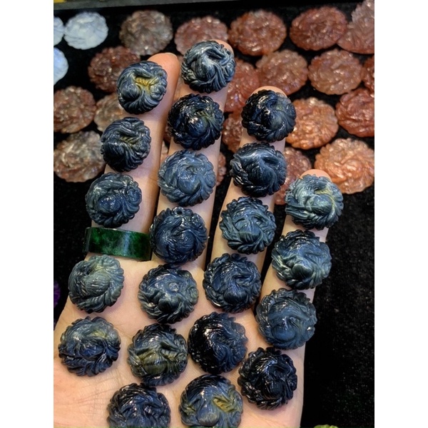 Mặt dây chuyền Hồ Ly chúa dáng tròn đá mắt hô xanh đen