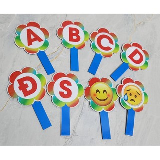 Thẻ đáp án in 2 mặt A/B, C/D, Đúng/sai, mặt cười/mặt mếu