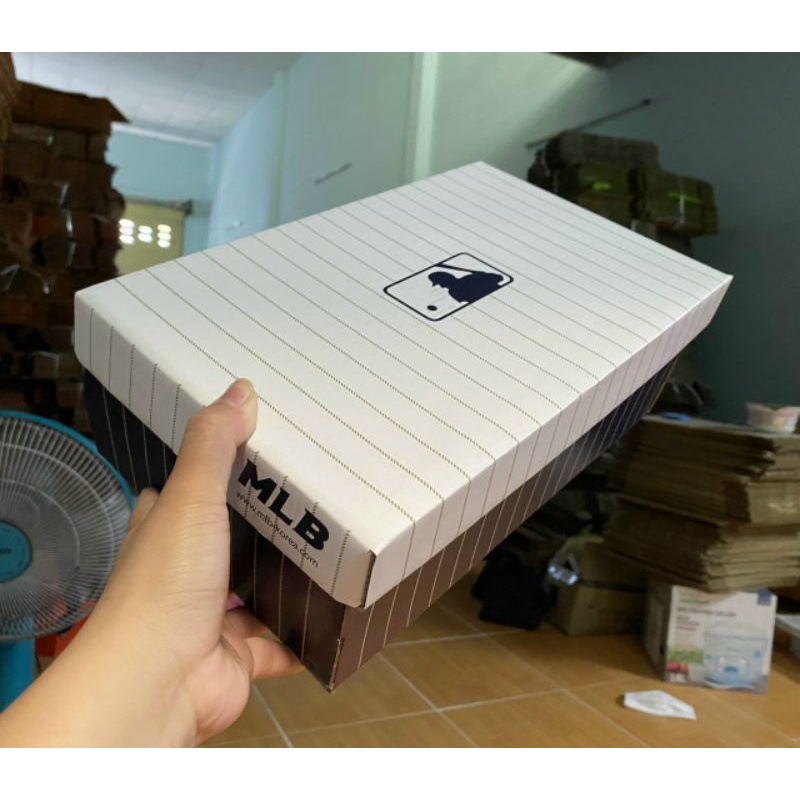 Hộp đựng giày dép túi xách nón