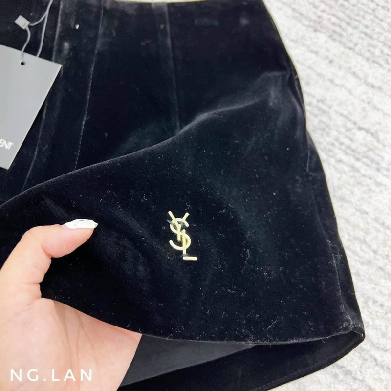 QUẦN SHORT NHUNG 1 KHUY YSLLL CHUẨN TAG HÀNG