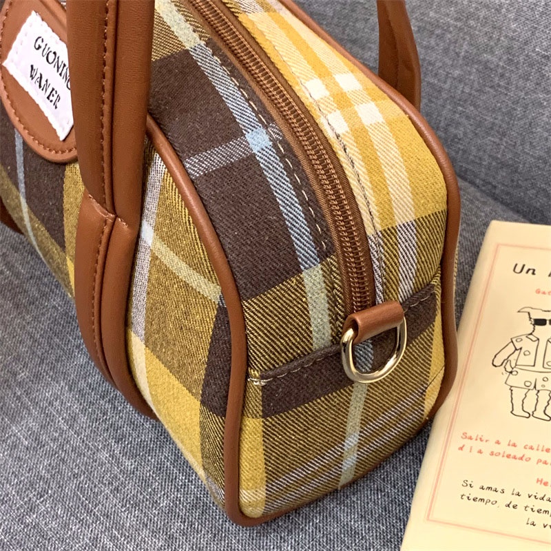 Túi Gối Họa Tiết Kẻ Sọc Thời Trang Cho Nữ