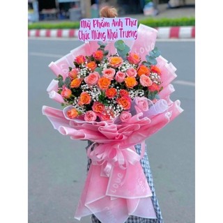 Giấy gói hoa chữ Love