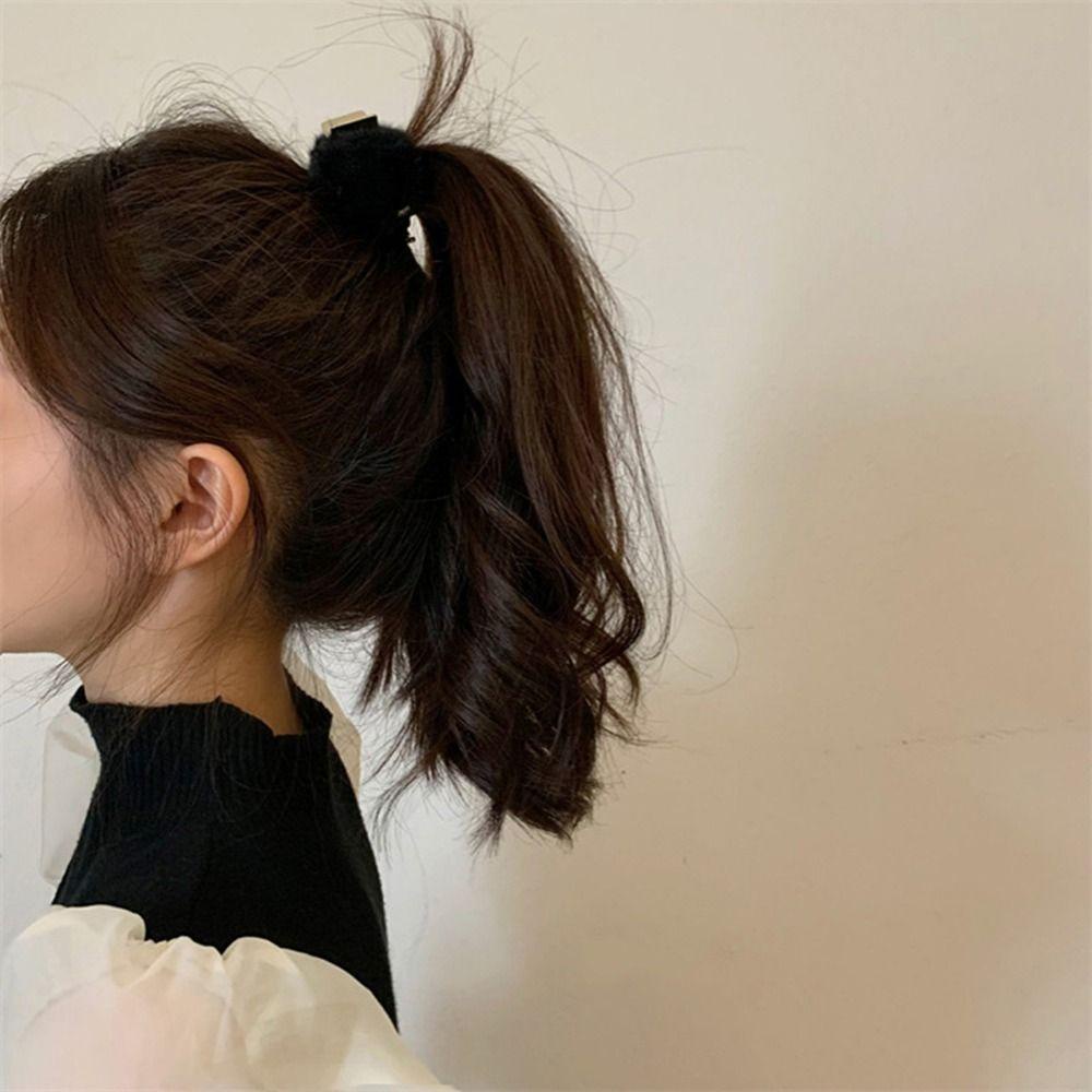 Epoch Kẹp Tóc Đuôi Ngựa Đính Bóng Lông Dễ Thương Thời Trang Thu Đông Dành Cho Bạn Nữ Giá Đỡ