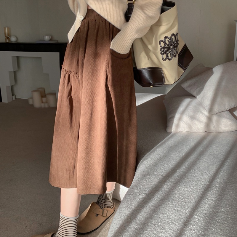 Chân váy dáng chữ A lưng cao phối túi phong cách Hàn Quốc thời trang mới