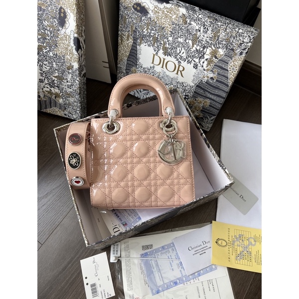 Túi D lady da bóng khoá bạc 5 ô