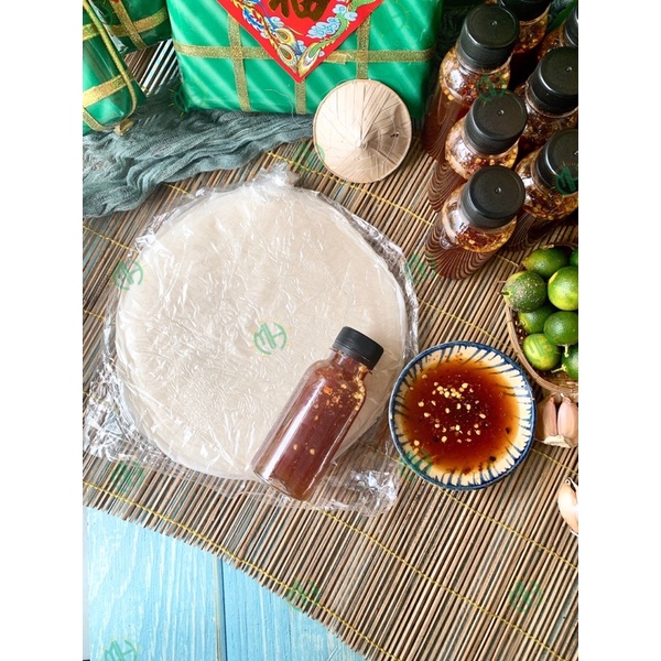 Combo bánh tráng tròn chấm sốt tắc chua cay Mạnh Hùng