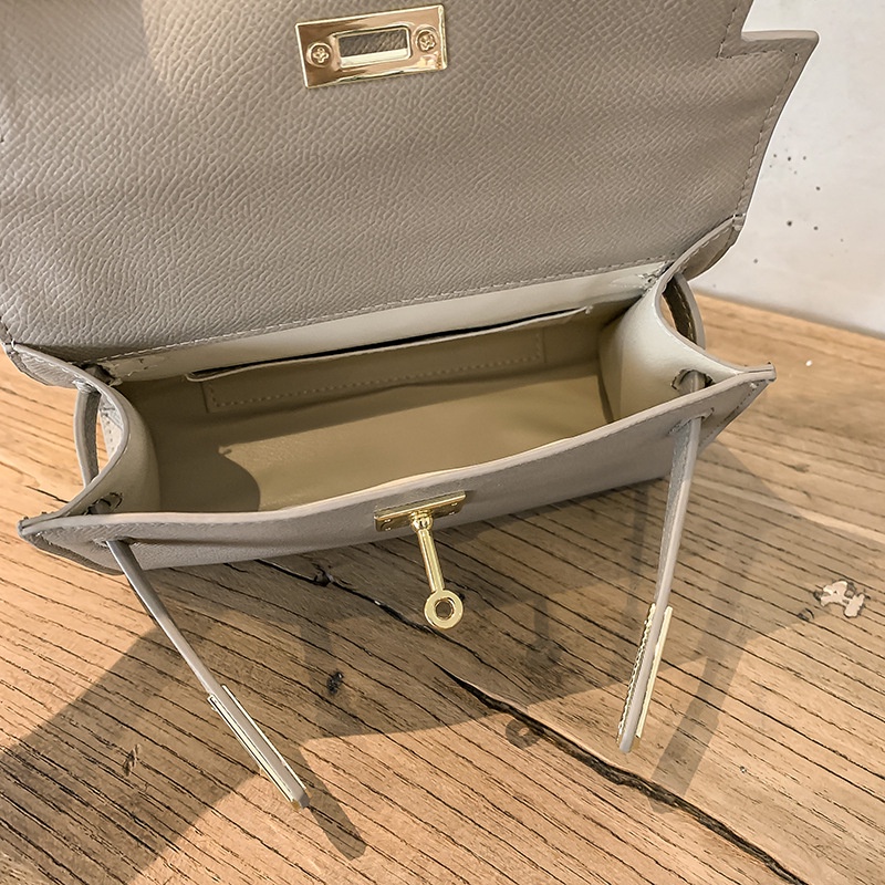 Túi Đeo Chéo Họa Tiết Trái Vải Thời Trang Hàn Quốc Cho Nữ