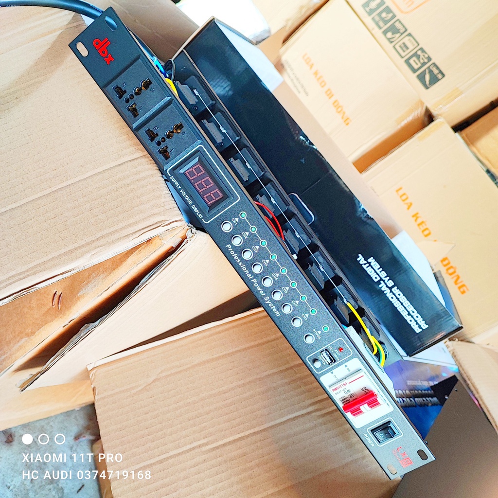 Quản lý nguồn DBX LX8 LX 8 mười ổ thế hệ mới , tặng đèn chiếu sáng