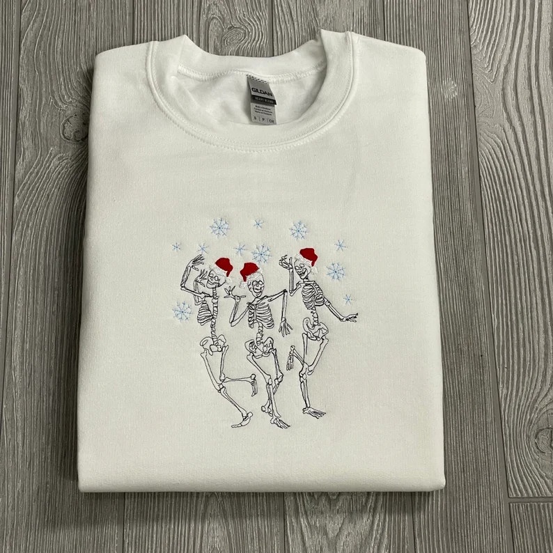 Sweater thêu SKULL DANCE Christmas Day