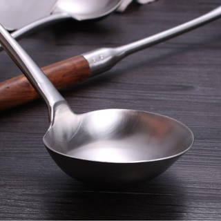 Vá inox cán gỗ cẩm lai kiểu Đức