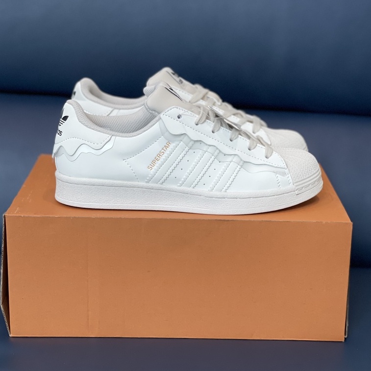 Giày adidas nữ superstar mũi sò, giày thể thao nữ superstar 2 bộ dây màu xanh và hồng hot trend 2022 full phụ kiện.