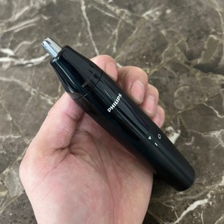 Máy tỉa lông mũi và tai thương hiệu Philips NT1620 - BẢO HÀNH CHÍNH HÃNG 12 THÁNG