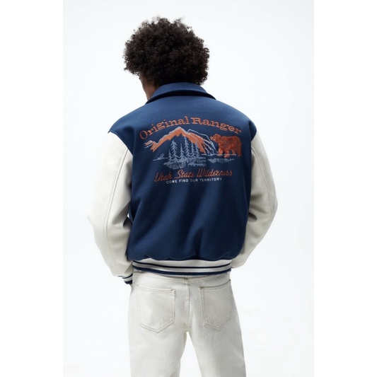 Order áo khoác auth tuồn ZARA của nam Áo khoác bomber phối vải có các miếng đáp trang trí hoạ tiết