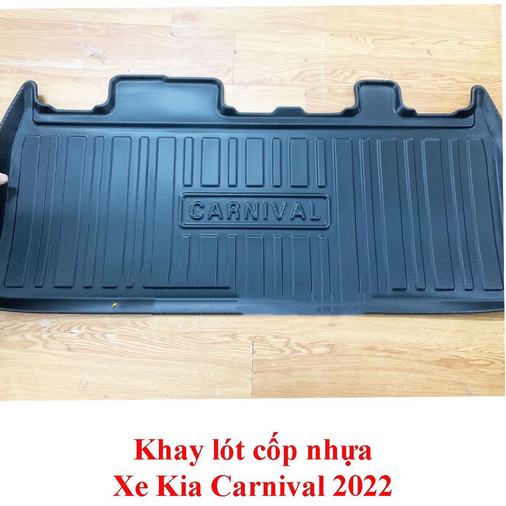 Lót cốp nhựa xe Kia Carnival 2022 2023 màu đen, chất liệu nhựa TPO dẻo ko mùi, dễ vệ sinh