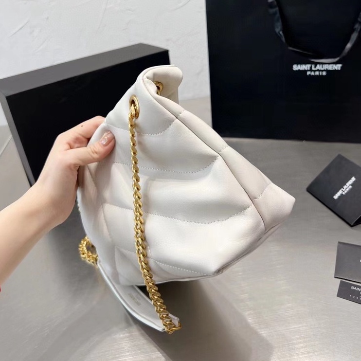 Túi Xách Đeo Vai Hình Đám Mây Phối Dây Xích Xếp Ly Màu Vàng Đen Cho Nữ777777