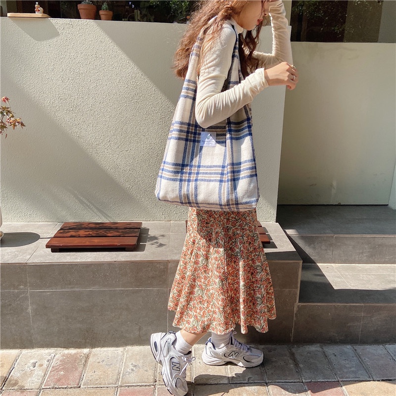 Túi Xách Canvas Họa Tiết Sọc Caro Màu Tương Phản Thời Trang Cho Nữ