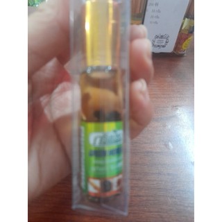 Dầu lăn thảo dược nhân sâm green herb oil 8ml thái lan