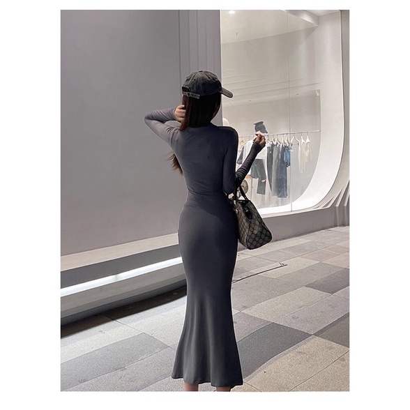 Váy body dáng dài dài tay đuôi cá dáng dài có cổ kéo khoá màu đen xám hàng Quảng châu loại 1