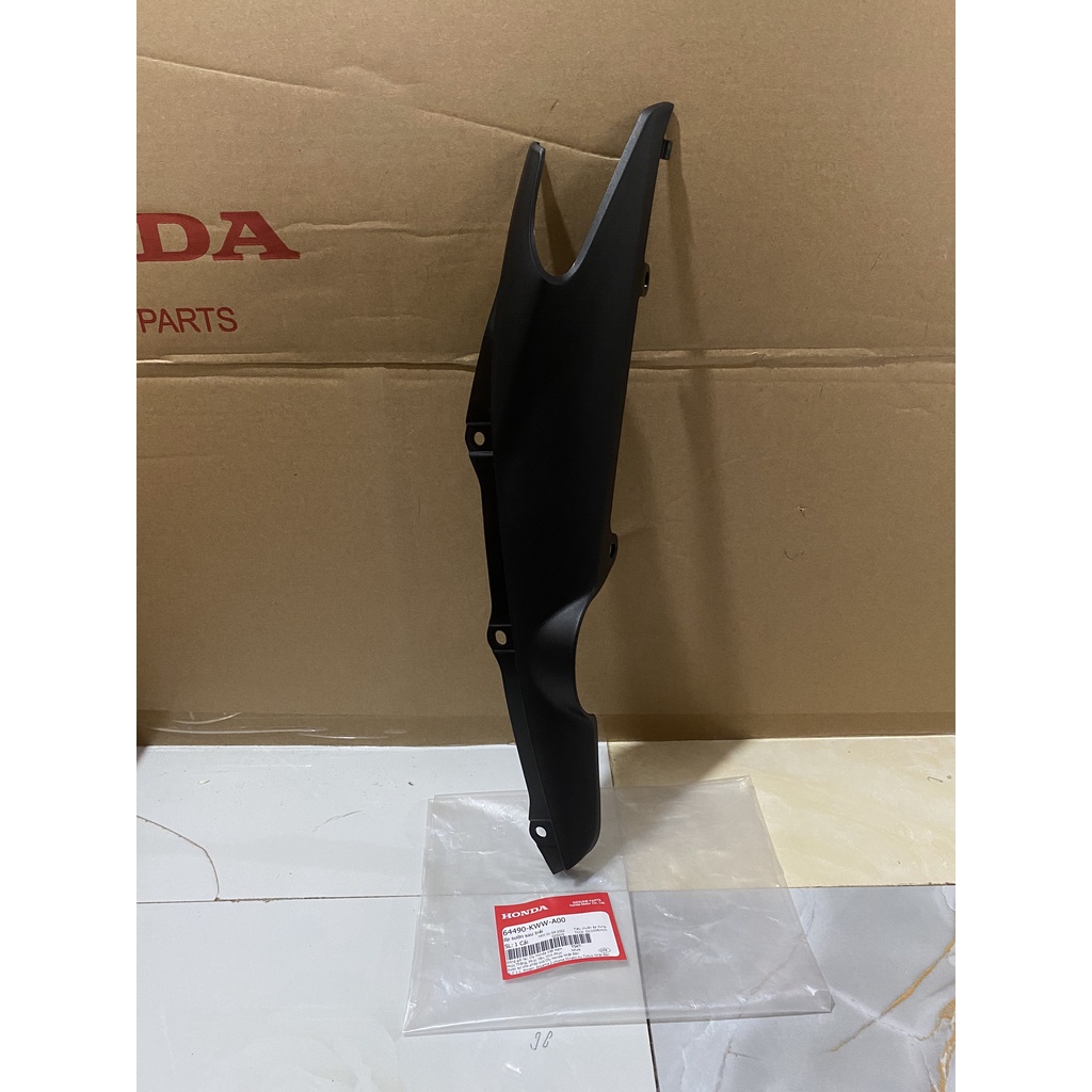 Ốp sườn sau bên trái HONDA WAVE S110, S110, RS110, RSX110.  64490KWWA00