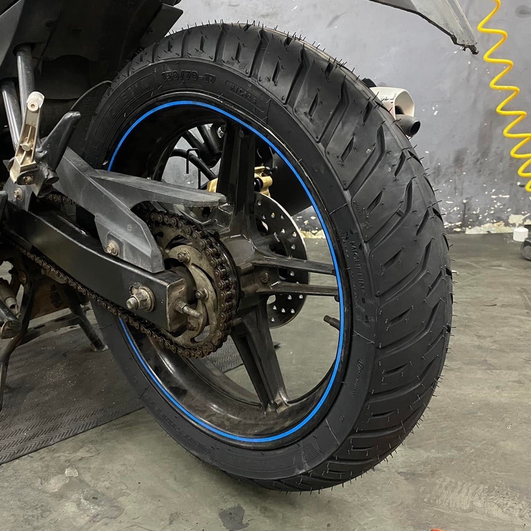 Vỏ Michelin Pilot Street 2 size 130/70-17