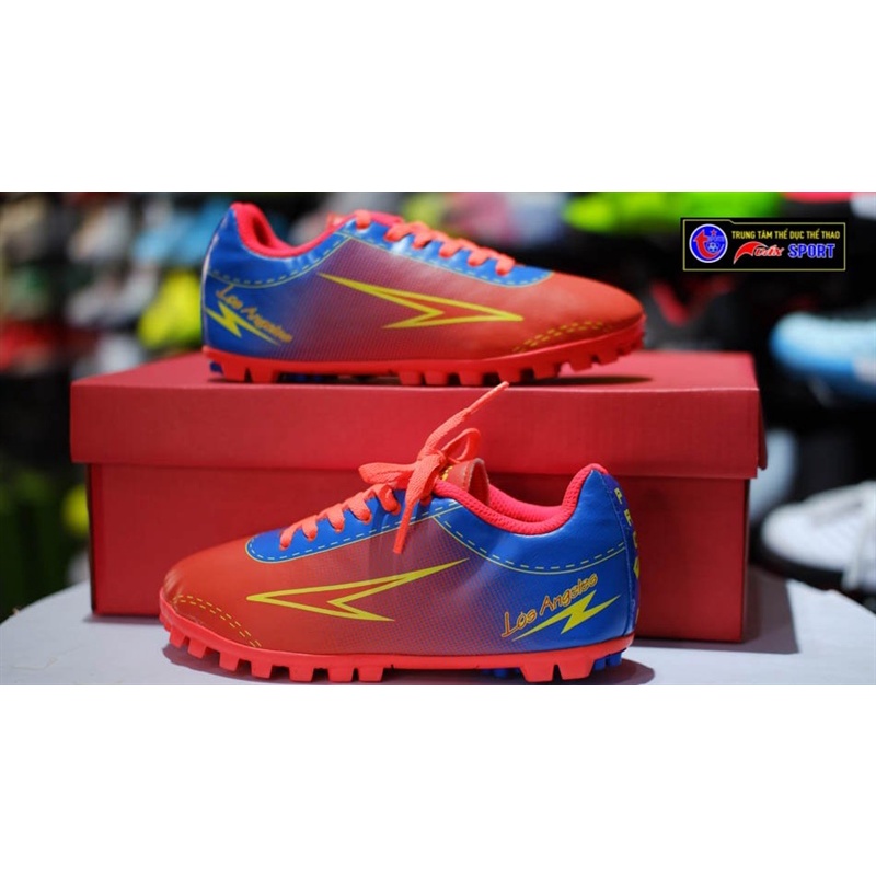 Gìay đá bóng pro win vàng chanh(size30-32)