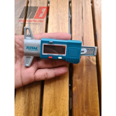 TOTAL TMT332501 Thước đo độ  sâu điện tử